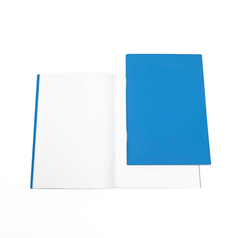 Quaderno A5 (con pagine bianche) - azzurro