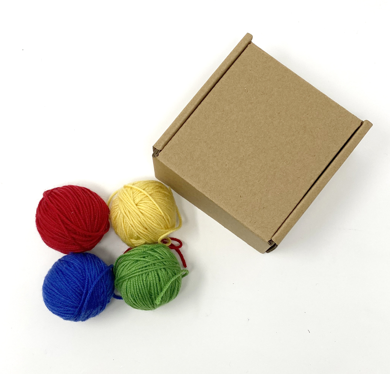 Gomitoli di lana 4 colori - per i nanetti delle operazioni