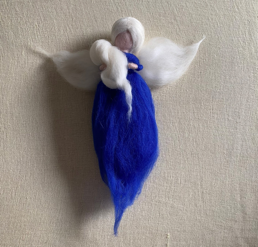 Angelo dell'avvento Blu in lana cardata filata -  Edizione limitata
