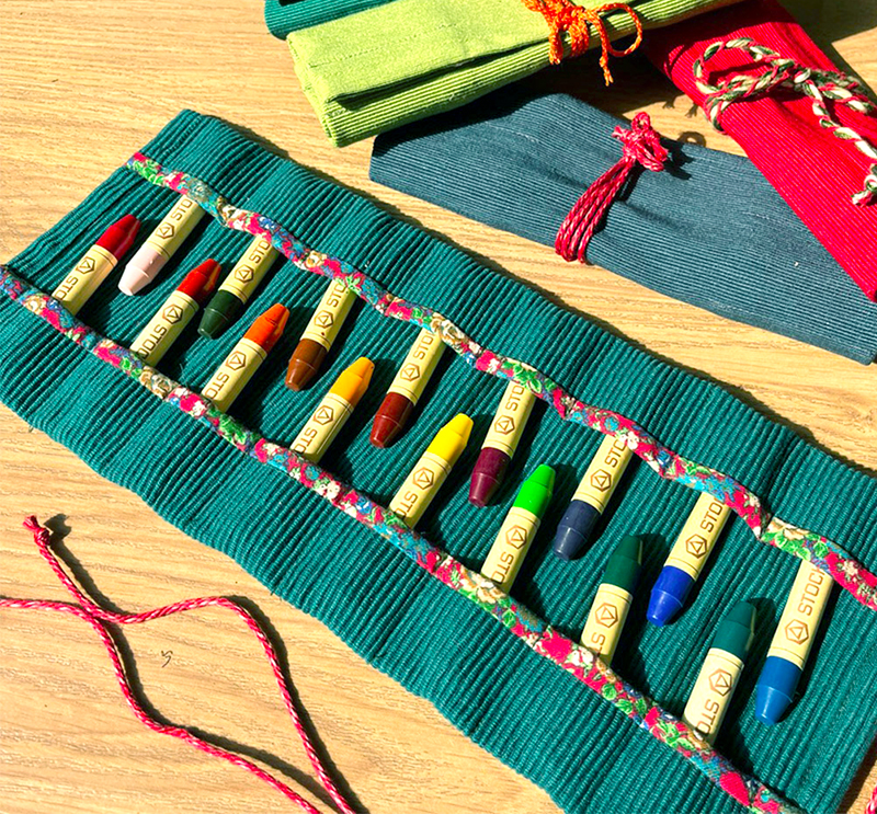 Astuccio in tela per pastelli lunghi (senza pastelli)