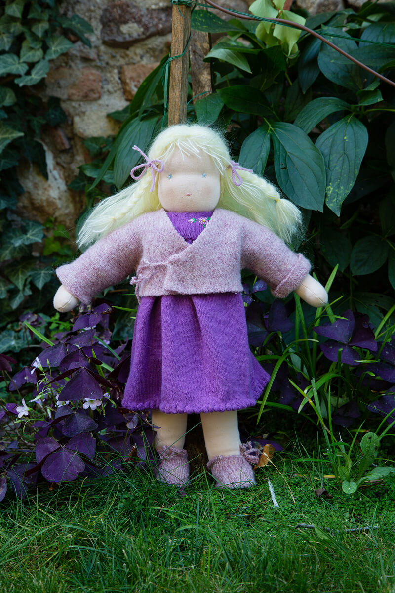 Bambola steineriana (pezzo unico) - Alessia con vestitini di ricambio