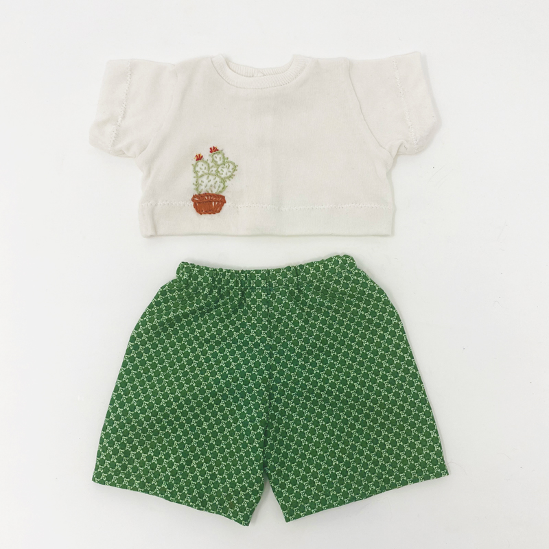 Pantaloni fantasia verde e magliettina con cactus - per bambole
